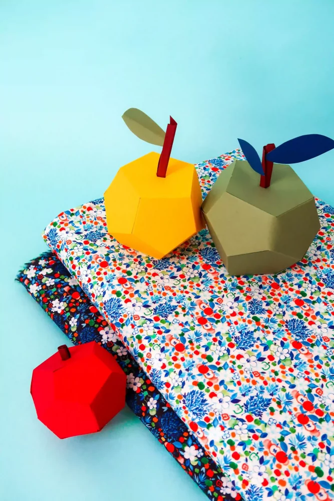 Carole Rampinetta - R Galerie Mariage Pompom min scaled scaled