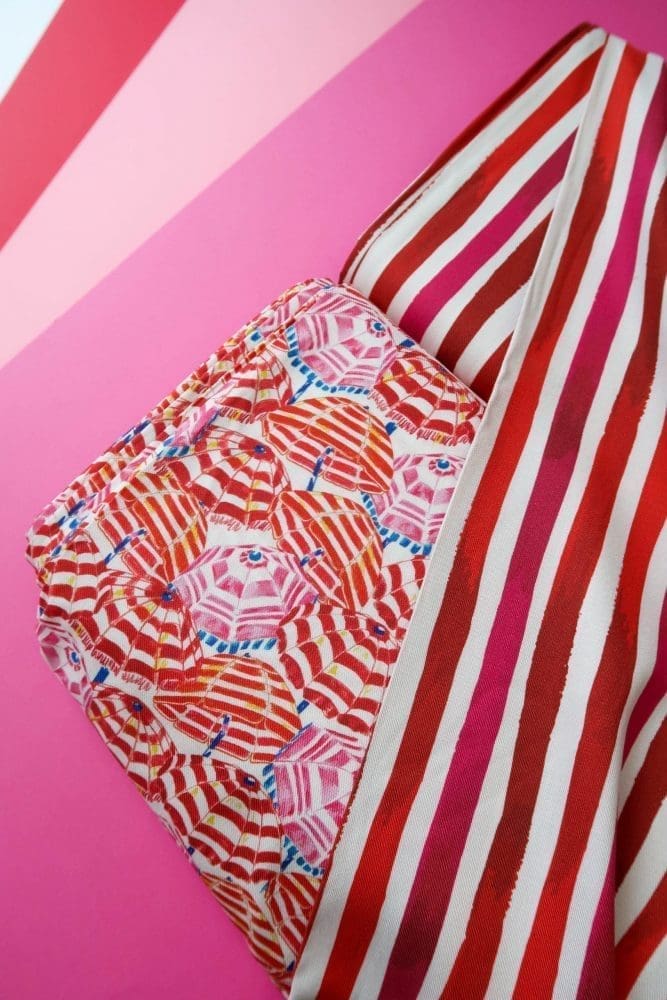 A propos -  - Carole Rampinetta - R CouleursLatines Parasols Tissus scaled