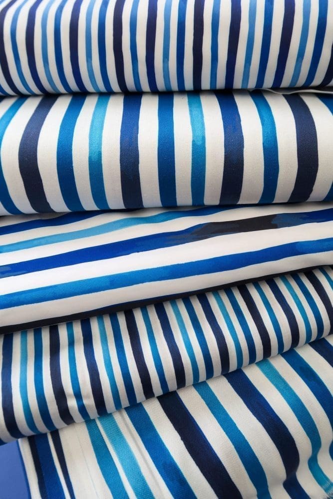 A propos -  - Carole Rampinetta - R CouleursLatines Rayures Tissus scaled