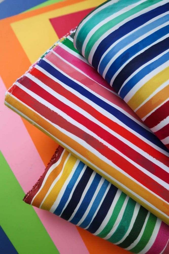 A propos -  - Carole Rampinetta - R CouleursLatines Rayures Tissus scaled